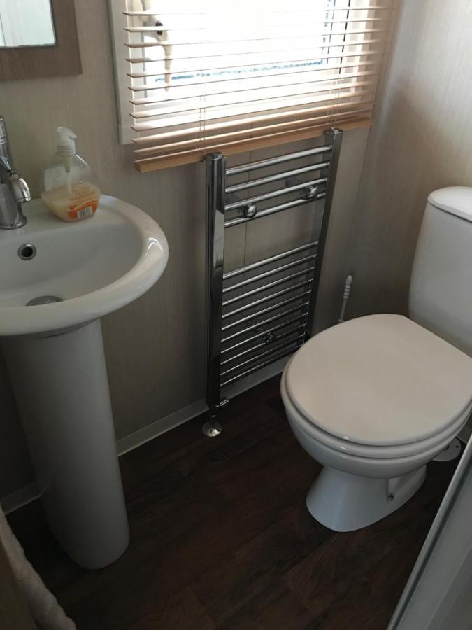Bobby'S Bolthole Apartman Heysham Kültér fotó